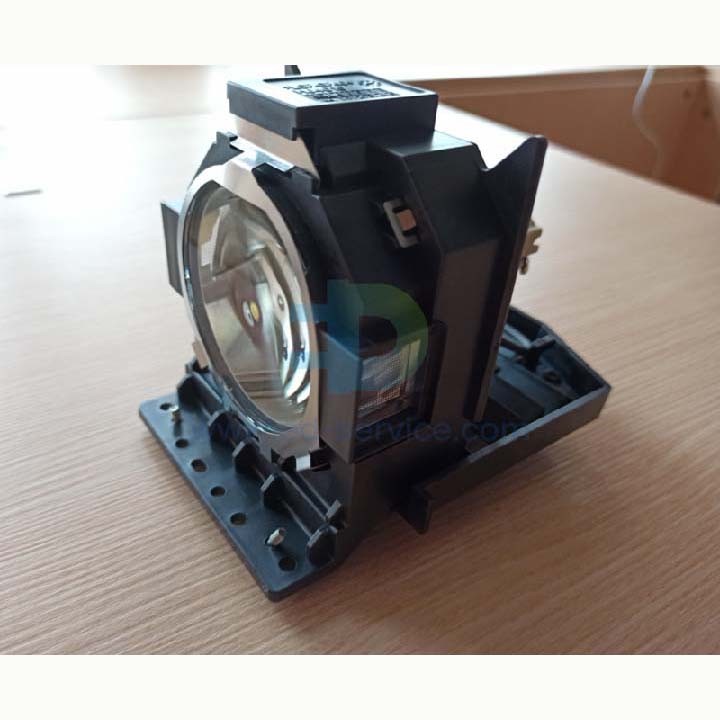 DT01581 UHP215/140W 0.8 E19.4 Projector Lamps For Hitachi CPWU9410 CP-X9110